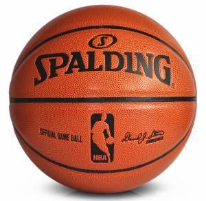 裁判组由多 裁判组由多