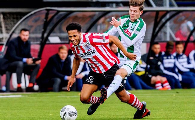 借娴熟的关 借娴熟的关