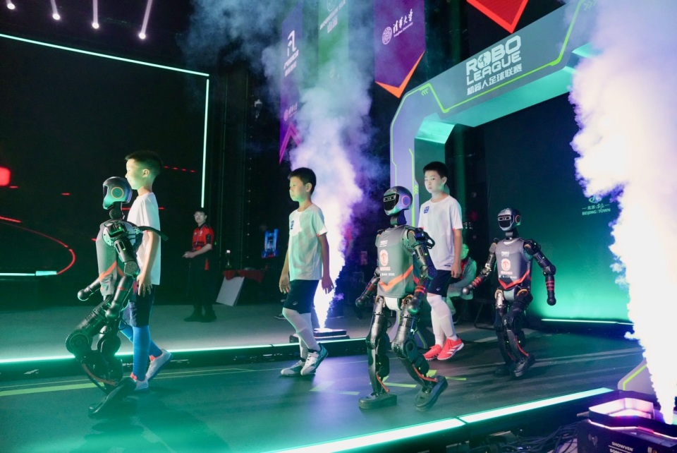 和巡回赛冠 和巡回赛冠