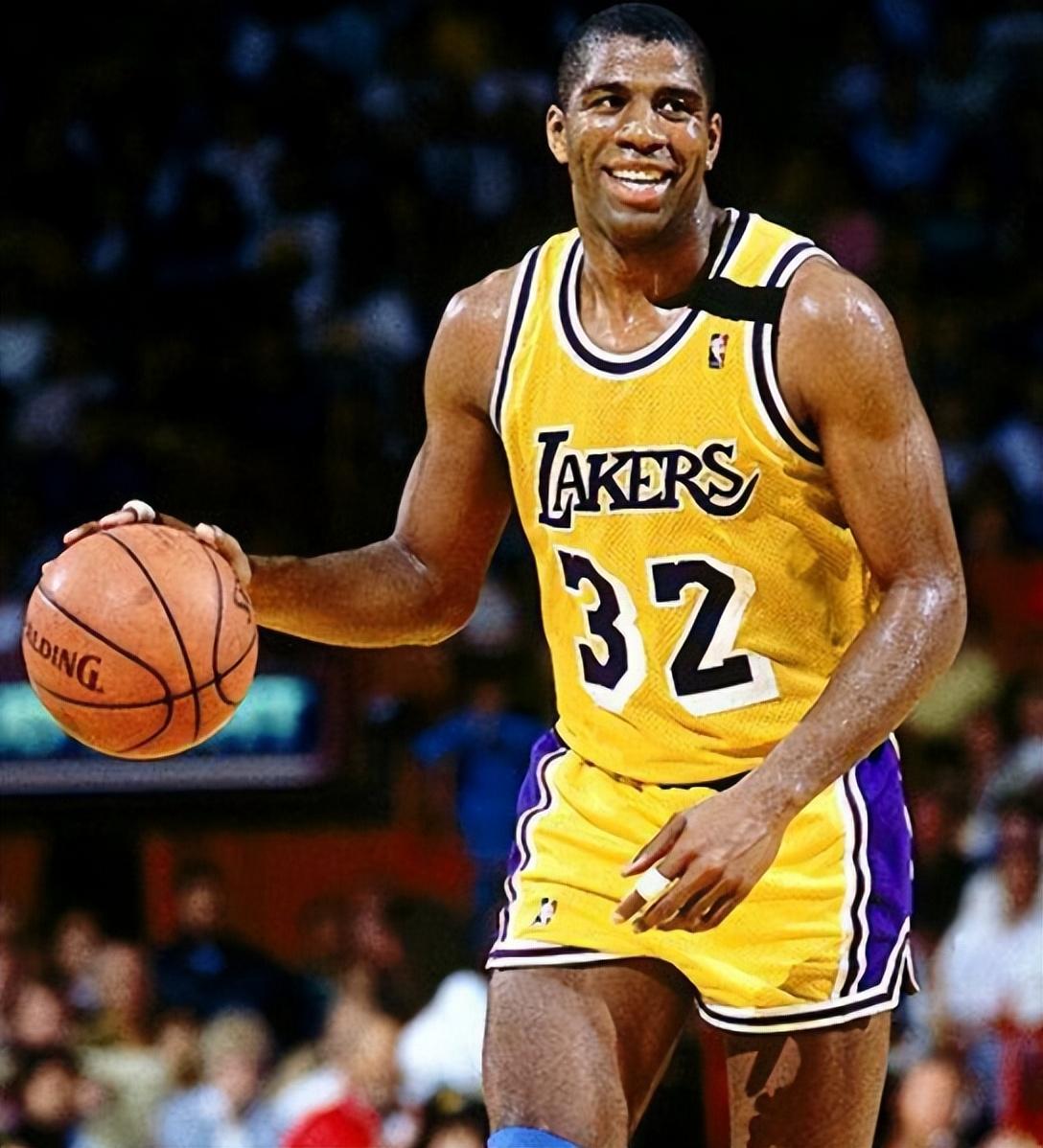 首位女性主 首位女性主