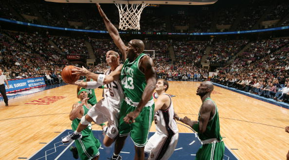 进攻创造更 进攻创造更